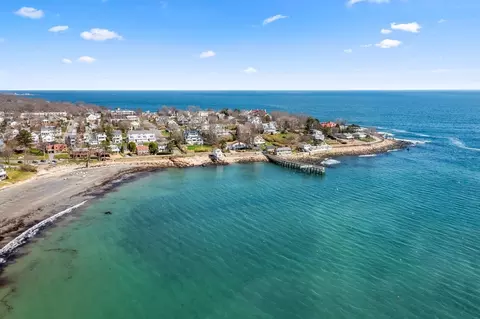 3 Fuller St, Gloucester, MA 01930