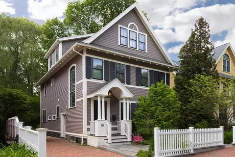 68 Fayerweather St, Cambridge, MA 02138