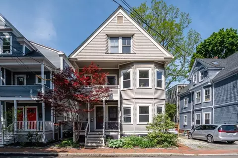 15-15 A Traymore St, Cambridge, MA 02140