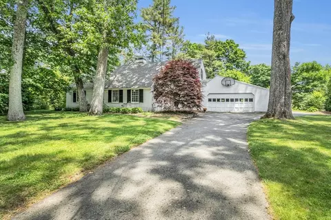 118 Alcott, Concord, MA 01742