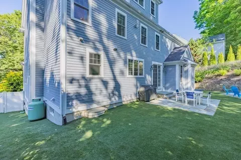 Exterior - 9 Morningside Rd, Needham, MA 02492 photo 5 of 5