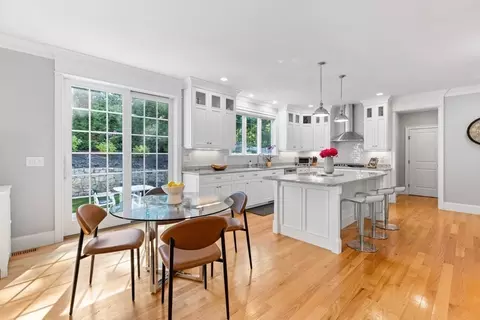 Kitchen - 9 Morningside Rd, Needham, MA 02492 photo 4 of 4