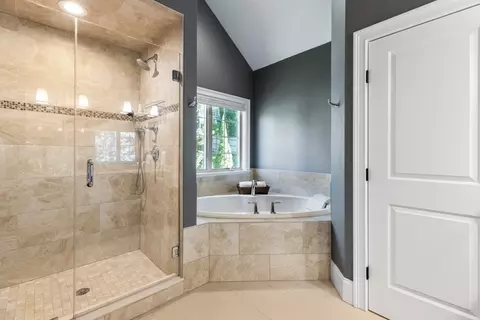 Bath - 9 Morningside Rd, Needham, MA 02492 photo 3 of 8