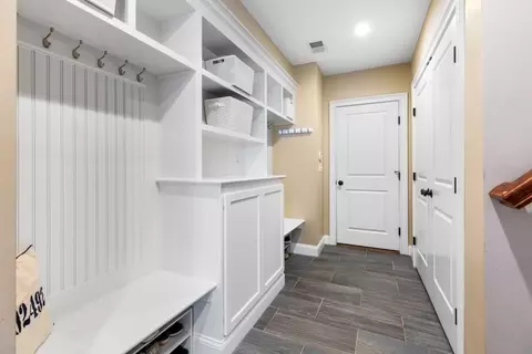 Entry Way - 9 Morningside Rd, Needham, MA 02492 photo 2 of 2