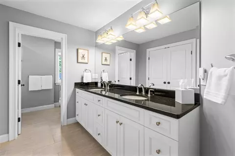 Bath - 9 Morningside Rd, Needham, MA 02492 photo 4 of 8