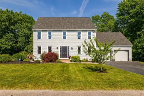 5 Blanchard Rd, Grafton, MA 01519