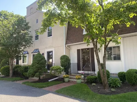 22 Denmark Ln #22, Needham, MA 02492 photo 23