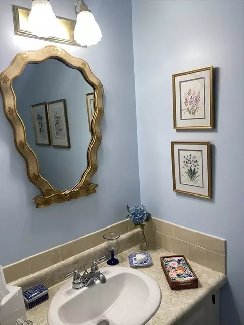 22 Denmark Ln #22, Needham, MA 02492 photo 11