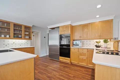 83 Walnut St, Concord, MA 01742 photo 13
