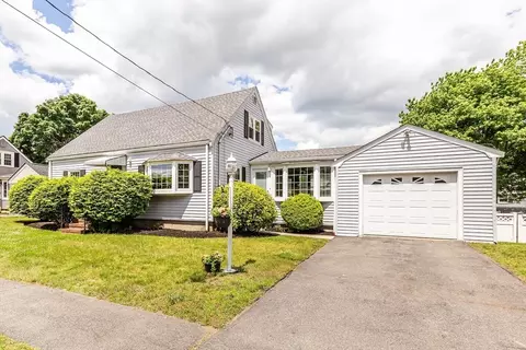 3 Alden Rd, Peabody, MA 01960