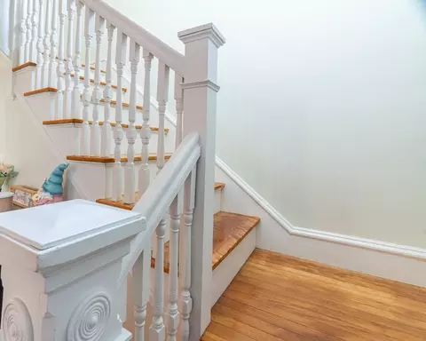Entry Way - 986 Walnut St, Fall River, MA 02720 photo 4 of 6