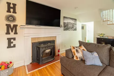 Living - 986 Walnut St, Fall River, MA 02720 photo 1 of 1