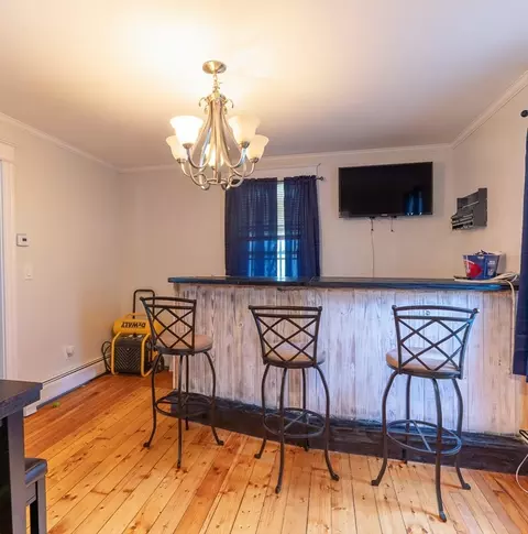 Dining - 986 Walnut St, Fall River, MA 02720 photo 1 of 3