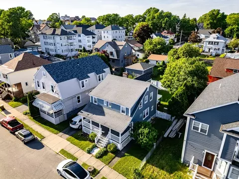 View/Area - 986 Walnut St, Fall River, MA 02720 photo 1 of 7