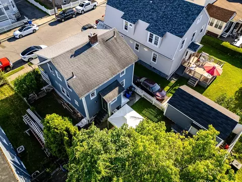 View/Area - 986 Walnut St, Fall River, MA 02720 photo 4 of 7