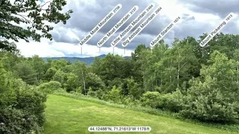 Exterior - 4 Upper Ledge Rd # B, Bartlett, NH 03812 photo 6 of 7