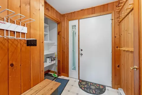 Entry Way - 4 Upper Ledge Rd # B, Bartlett, NH 03812 photo 1 of 1