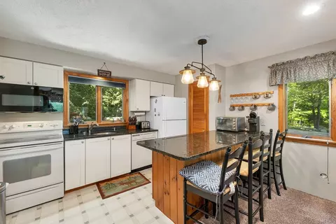 Kitchen - 4 Upper Ledge Rd # B, Bartlett, NH 03812 photo 1 of 4