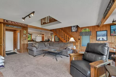 Living - 4 Upper Ledge Rd # B, Bartlett, NH 03812 photo 4 of 7