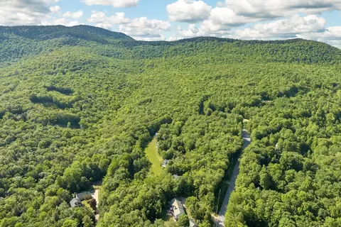 View/Area - 4 Upper Ledge Rd # B, Bartlett, NH 03812 photo 1 of 7