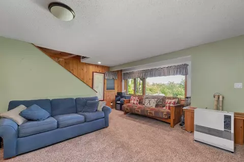 Living - 4 Upper Ledge Rd # B, Bartlett, NH 03812 photo 7 of 7