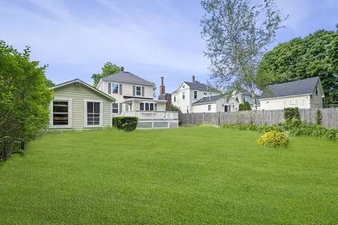 Exterior - 12 Walnut Ave, Beverly, MA 01915 photo 8 of 10