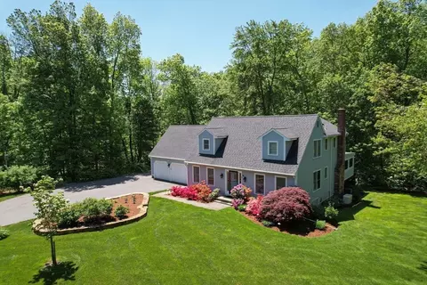 7 Powdermill Ln, Southborough, MA 01772