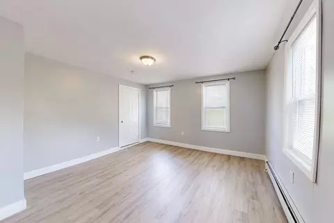 Living - 249 N Main St, Webster, MA 01570 photo 1 of 3