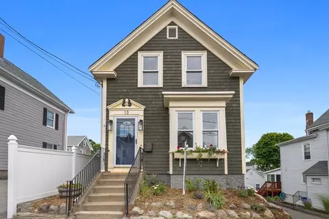 Exterior - 13 Exchange St, Gloucester, MA 01930 photo 4 of 5