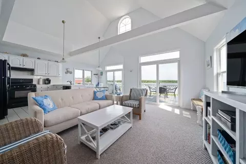 57 Beach St, Wareham, MA 02571 photo 10