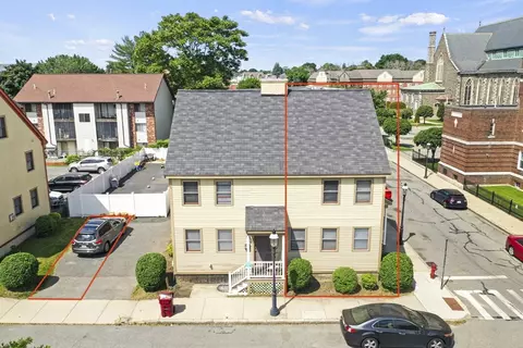2 Cross St #2, Lowell, MA 01854