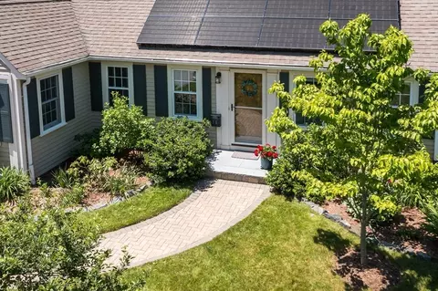 Exterior - 16 Beverly Rd, Natick, MA 01760 photo 7 of 11