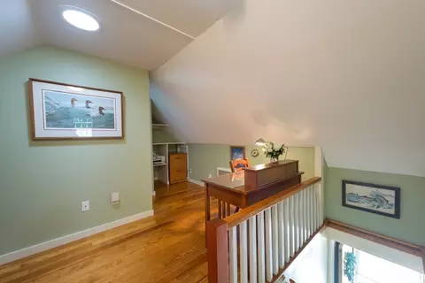 Entry Way - 16 Beverly Rd, Natick, MA 01760 photo 3 of 4
