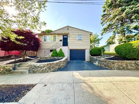 82 Clark St, Lynn, MA 01902