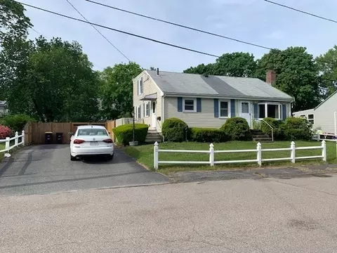 52 Cherry Ln, Weymouth, MA 02190