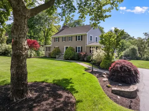 8 Sherbrooke Dr, Dover, MA 02030 photo 4