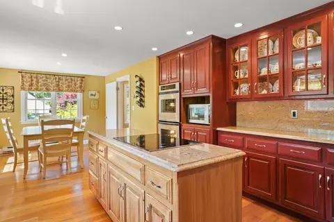 8 Sherbrooke Dr, Dover, MA 02030 photo 15