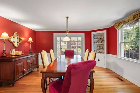 8 Sherbrooke Dr, Dover, MA 02030 photo 12