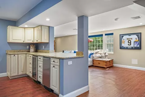 8 Sherbrooke Dr, Dover, MA 02030 photo 31