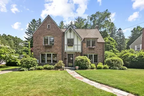 265 Converse St, Longmeadow, MA 01106