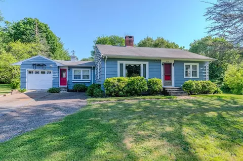 376 Plymouth St, Whitman, MA 02382
