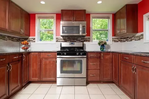 Kitchen - 27 Ely St, Randolph, MA 02368 photo 2 of 2