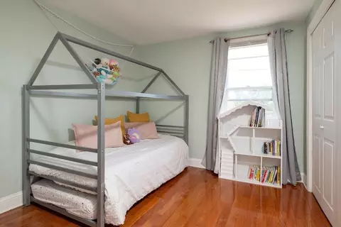 Bedroom - 27 Ely St, Randolph, MA 02368 photo 5 of 6