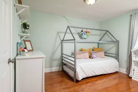 Bedroom - 27 Ely St, Randolph, MA 02368 photo 4 of 6