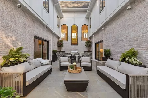 3 Myopia Rd, Winchester, MA 01890