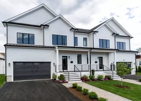 21 Bolton St #2, Waltham, MA 02453