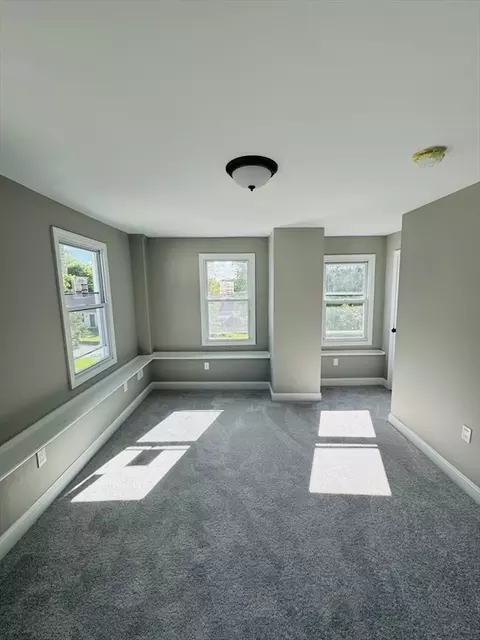 403 1-4 Ne Main St, Douglas, MA 01516 photo 6