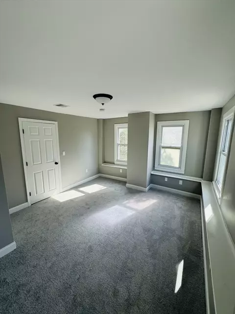 403 1-4 Ne Main St, Douglas, MA 01516 photo 8