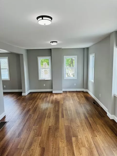 403 1-4 Ne Main St, Douglas, MA 01516 photo 15