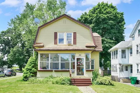 30 Stearns Ter, Chicopee, MA 01013